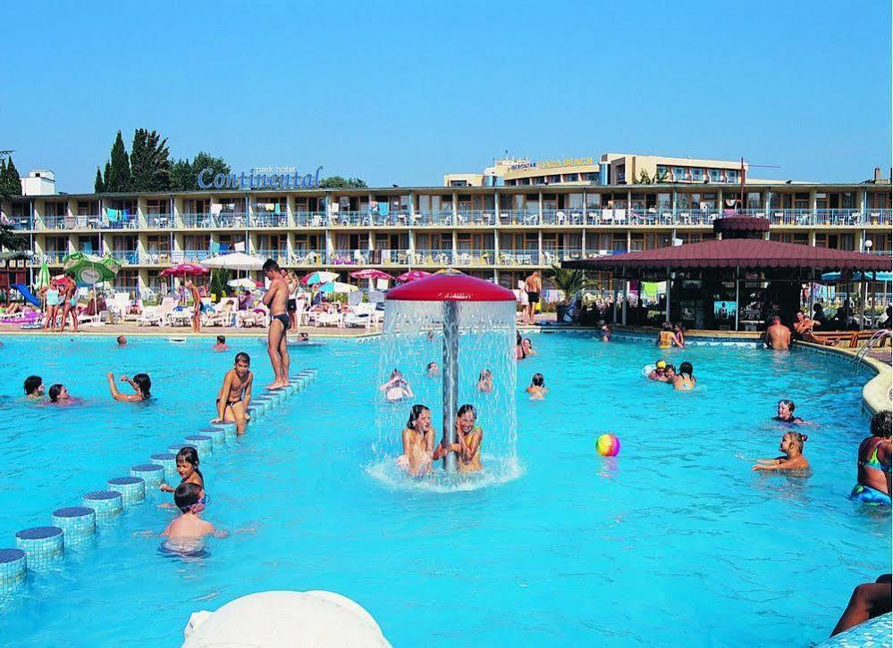 Continental Park Hotel Pantai Sunny Bagian luar foto